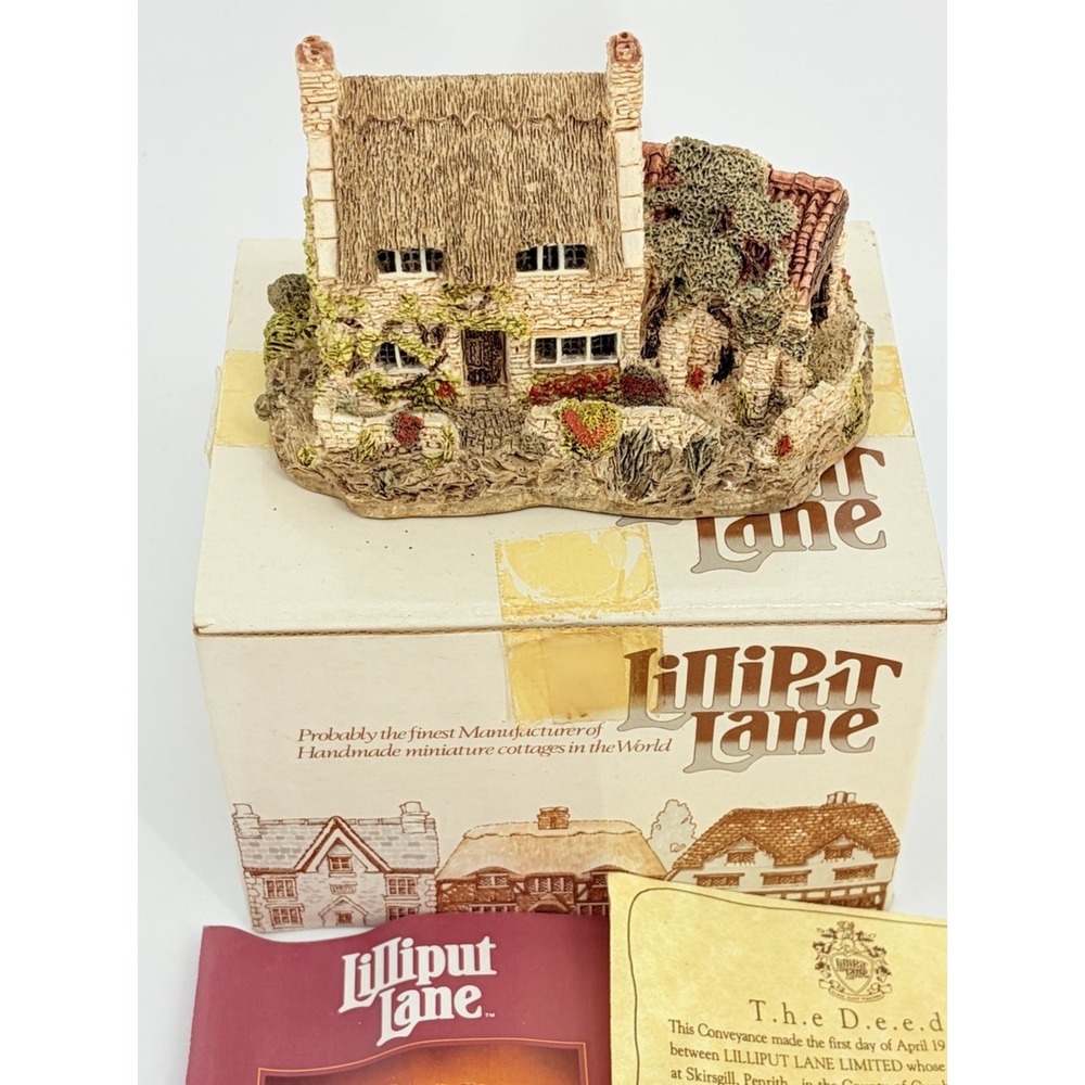 Lilliput Lane Cobblers Cottage Artist Signed with Original Box and Deeds